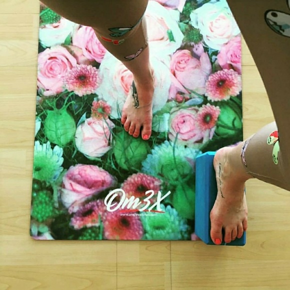 Eco-friendly Yoga Mats NWOT - Picture 6 of 6